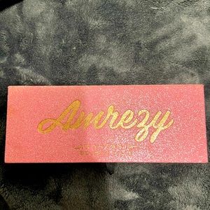 Anastasia Beverly Hills amrezy palette